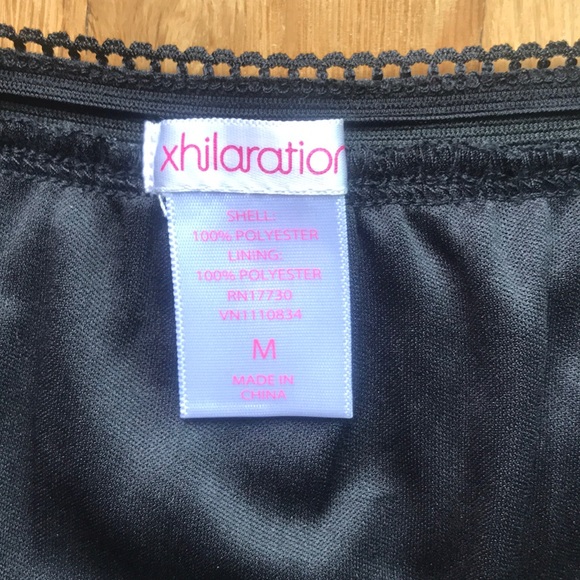 Polka dot pleated elastic waist skirt in black & white - Picture 6 of 6